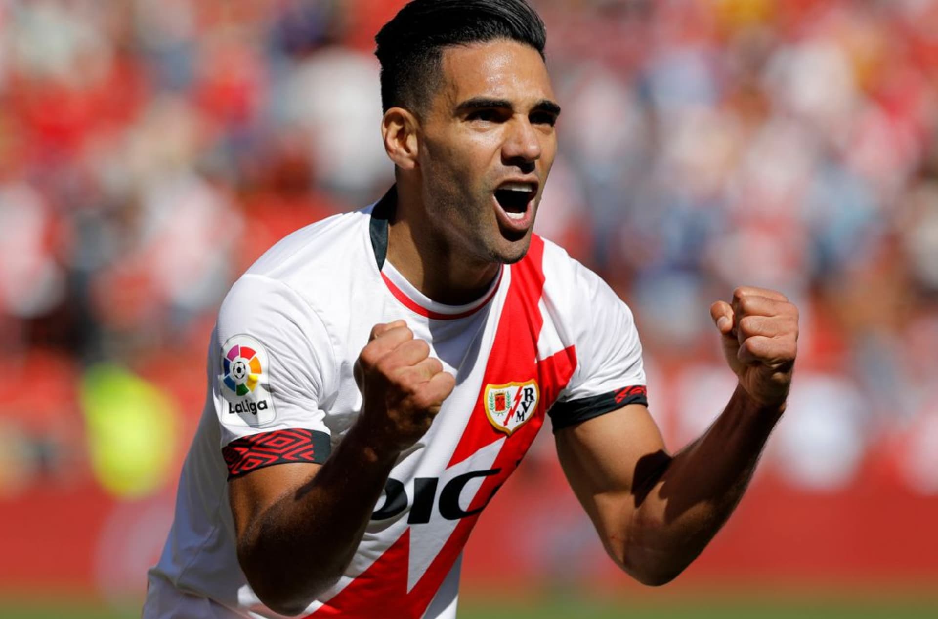 El delantero colombiano llegó pisando fuerte en el equipo español con sus dos goles, pero no tiene garantizada la continuidad en el club a futuro porque todo depende de una condición especial.