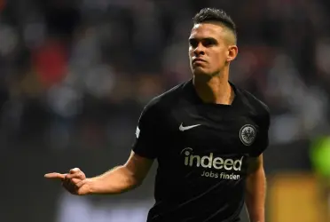 El delantero marcó, asistió y fue protagonista en la jornada 16 de la Bundesliga con el Eintracht Frankfurt.