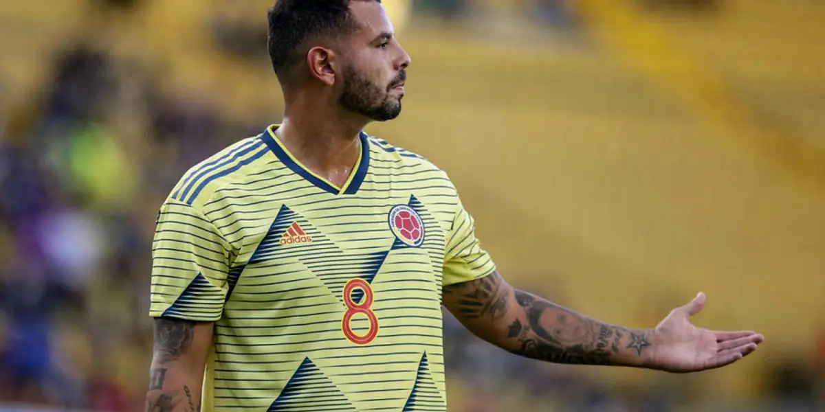 El enganche colombiano imitó un histórico gol de Quintero en la Selección Colombia.