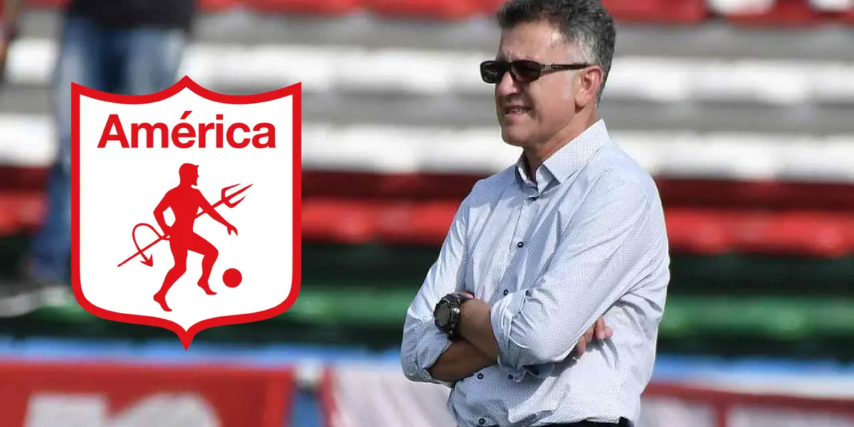 El entrenador establece un esquema que divide opiniones en las inmediaciones del fútbol colombiano