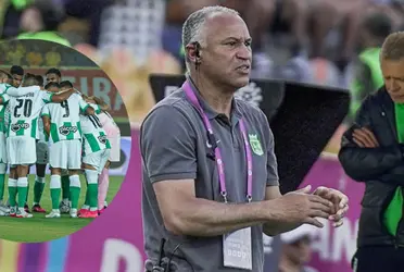 El entrenador William Amaral celebra por la victoria del verde ante América de Cali