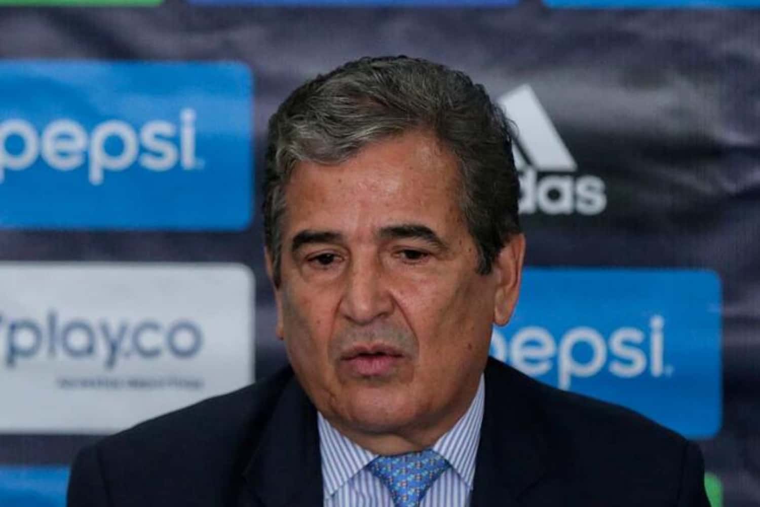 El entrendador colombiano se refirió sobre la situación de la Selección Colombia y si podría asumir el mando.