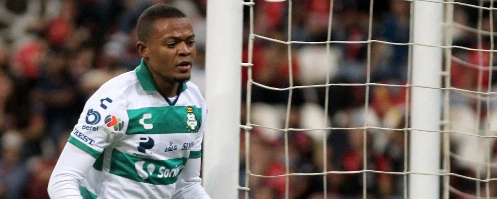 El equipo del colombiano se encuentra último en la tabla de posiciones.
