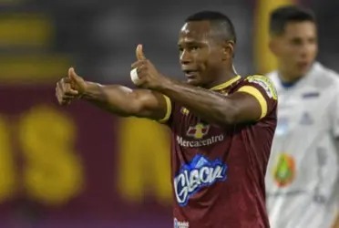 El Gremio de Brasil quiere fichar a Jaminton Campaz y según la periodista Salomé Fajardo, los brasileños le ofrecieron $3 millones de dólares al Deportes Tolima por el 80% de los derechos deportivos de Campaz. La directiva del cuadro “Pijao” analiza la oferta porque se aproxima a lo que esperaban a cambio del jugador, solo habría un impedimento para su venta.