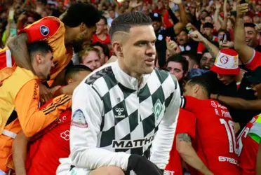 El Inter de Porto Alegre fichó a Santos Borré y decidio esto.