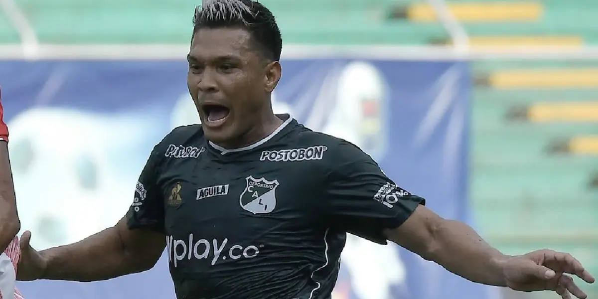 El jugador barranquillero llegaba al club vallecaucano luego de un ciclo en Atlético Junior, y luego de exhibir un nivel superlativo en el campeonato gritó, lloró y cantó con alegría un nuevo título en su carrera.