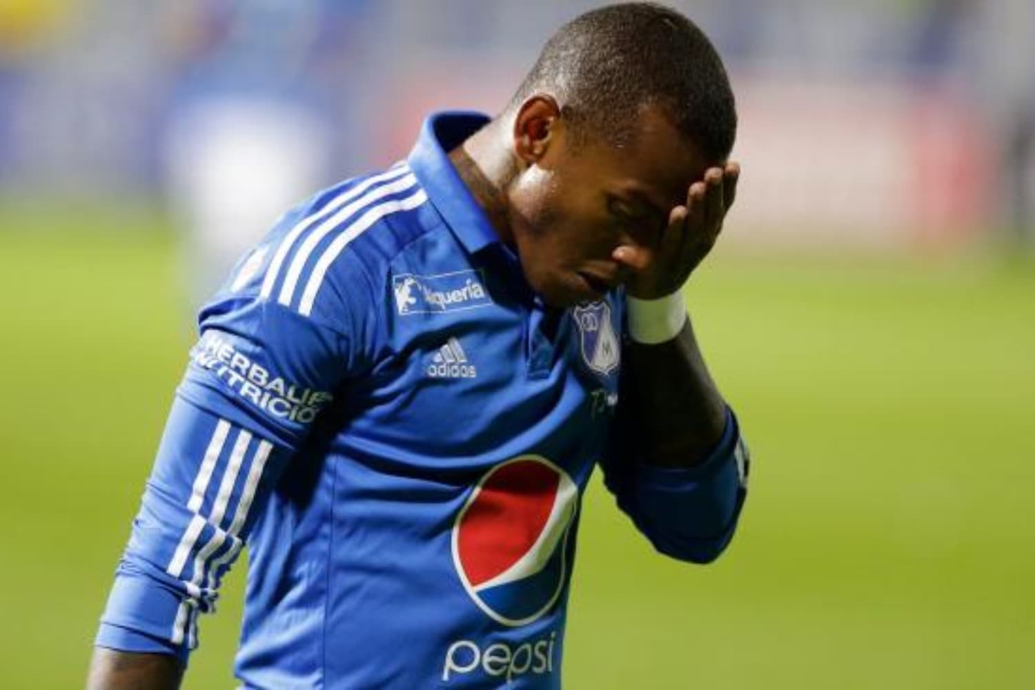 El jugador colombiano tiene una fuerte acusación en su contra en Islandia.