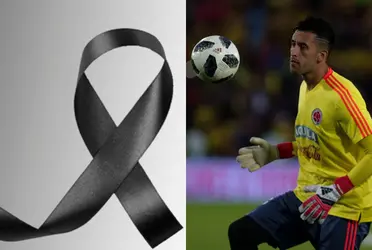 El jugador en su época lo llevaron a la Selección Nacional de su país para una Copa del Mundo y no lo dejaron jugar, lo mismo que le sucedió a Camilo Vargas.