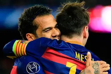 El lateral de la Selección de Brasil habló sobre el siete veces ganador del Balón de Oro.