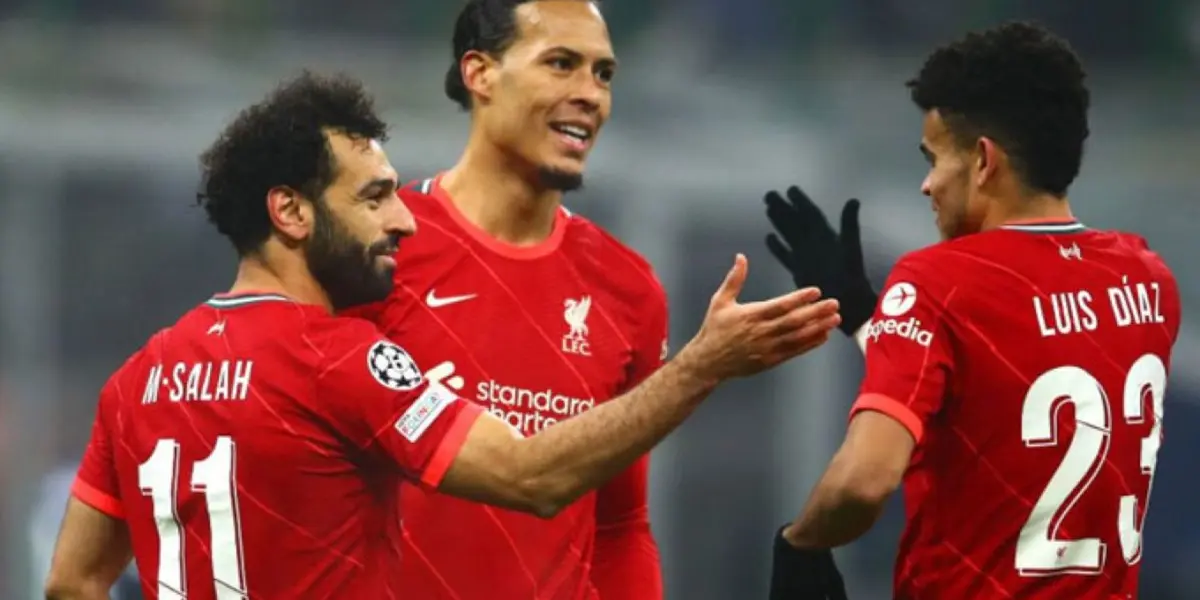 El Liverpool de klopp en un partido que empezó perdiendo dos a cero, entro Lucho y comenzó la remontada.