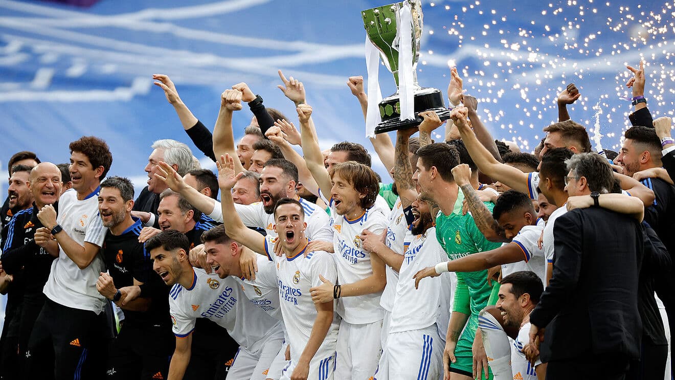 El merengue confirma porque es uno de los clubes más grande del mundo, al obtener otro título liguero en España, y seguir aumentando su gran palmares.