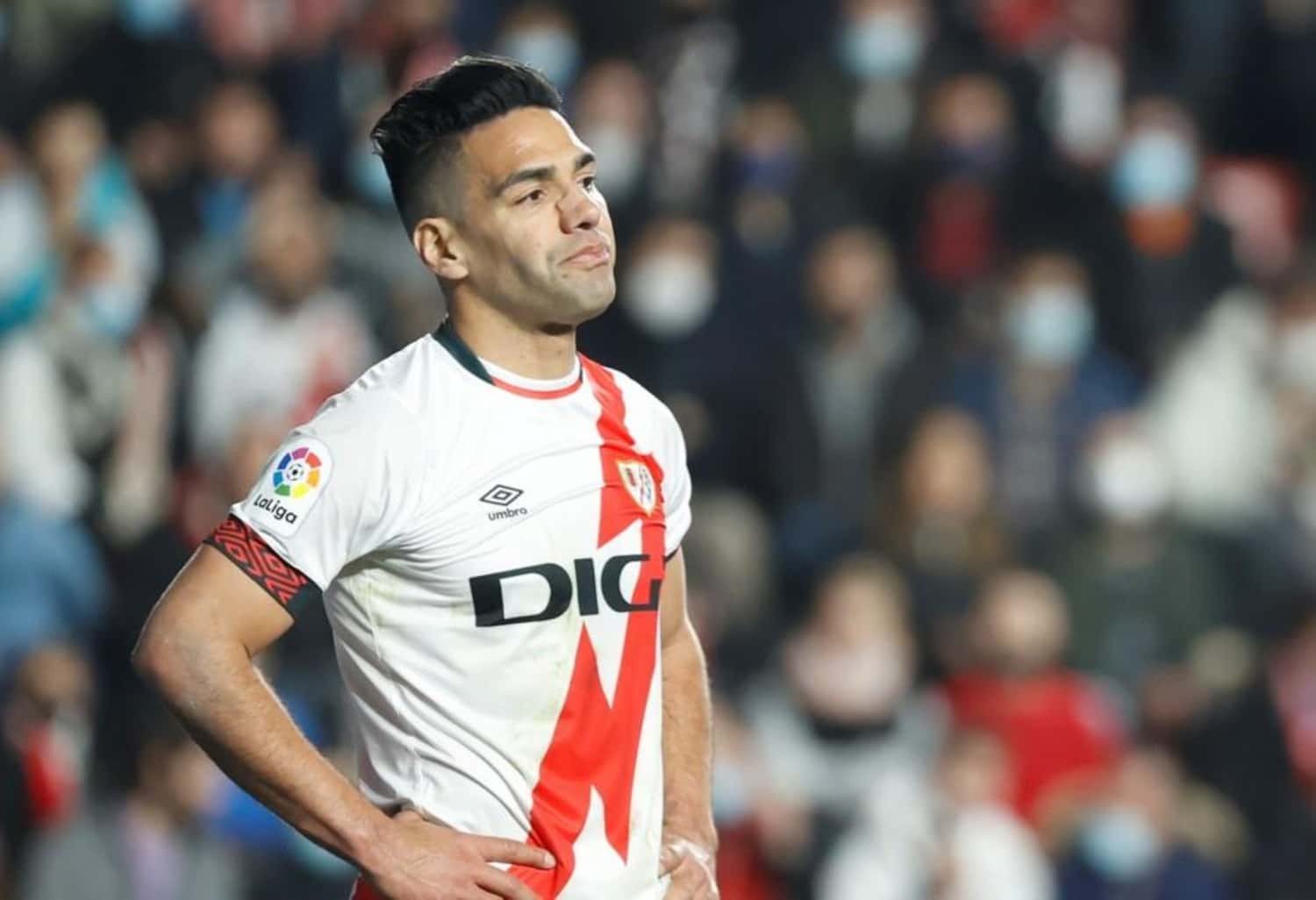 El Rayo Vallecano sigue de capa caída y volvió a perder en España, la reciente derrota tuvo eco en Radamel Falcao.