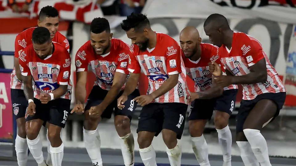 El tiburón ya tiene todo listo para hacer historia en Argentina, con algunas bajas, quiere traerse esta noche los tres puntos de Santa Fe Argentina.