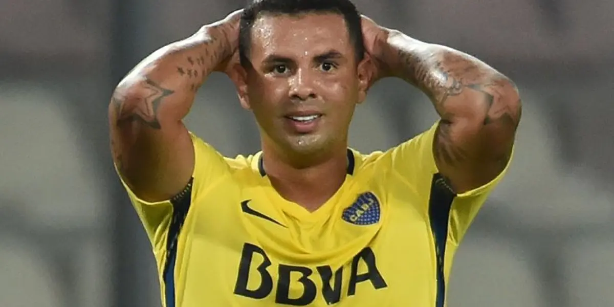 El volante colombiano tiene pocas ofertas pero su equipo no quiere venderlo a ninguno de los que ofrece.