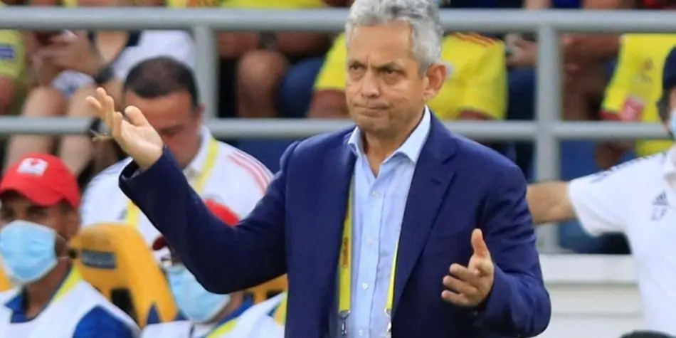 .El volante sensación en Paraguay es un colombiano fuera de serie, que podría traer la sangre fresca que necesita la Selección para ir a Qatar 2022.