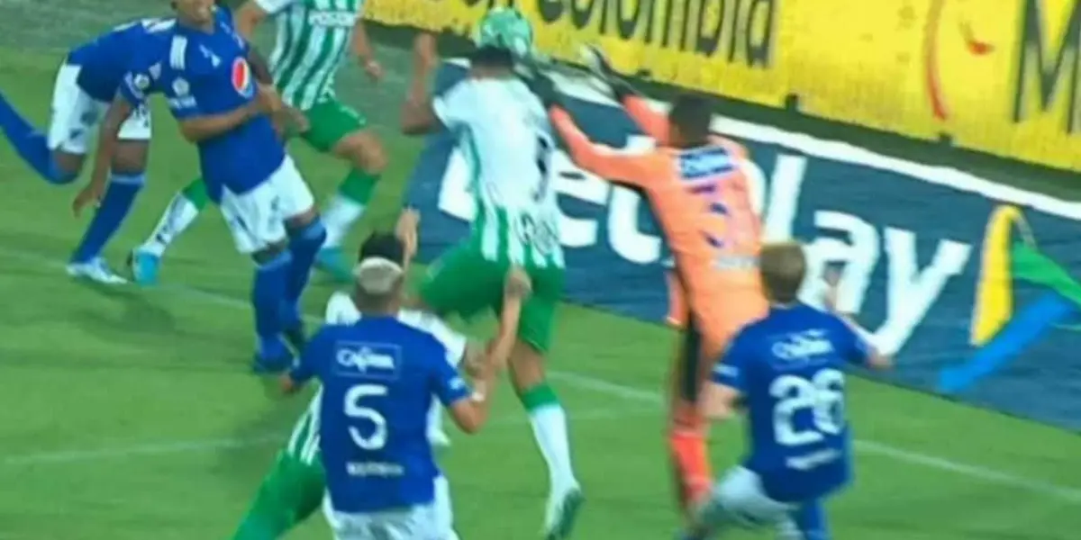 El zaguero se refirió a la jugada en la que le anularon un gol a su equipo.