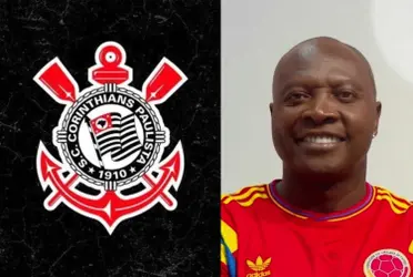 En Corinthians tuvo la oportunidad de retirarse como jugador profesional, equipo que le rindió un homenaje en el año 2011.