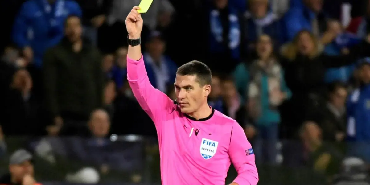 En la jornada dominical, el clásico en el fútbol italiano dejó a este colombiano suspendido para el próximo encuentro.