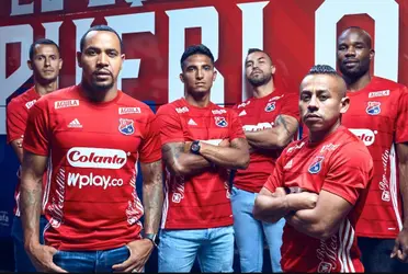 En rueda de prensa la marca y el club hicieron oficial la presentación de la nueva indumentaria del equipo para este 2022.