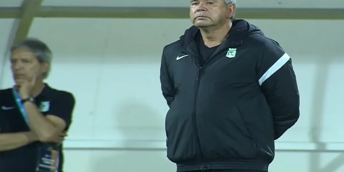 En Win Sports pudieron denotar un posible amuleto que tiene Hernán Darío Herrera en Atlético Nacional.