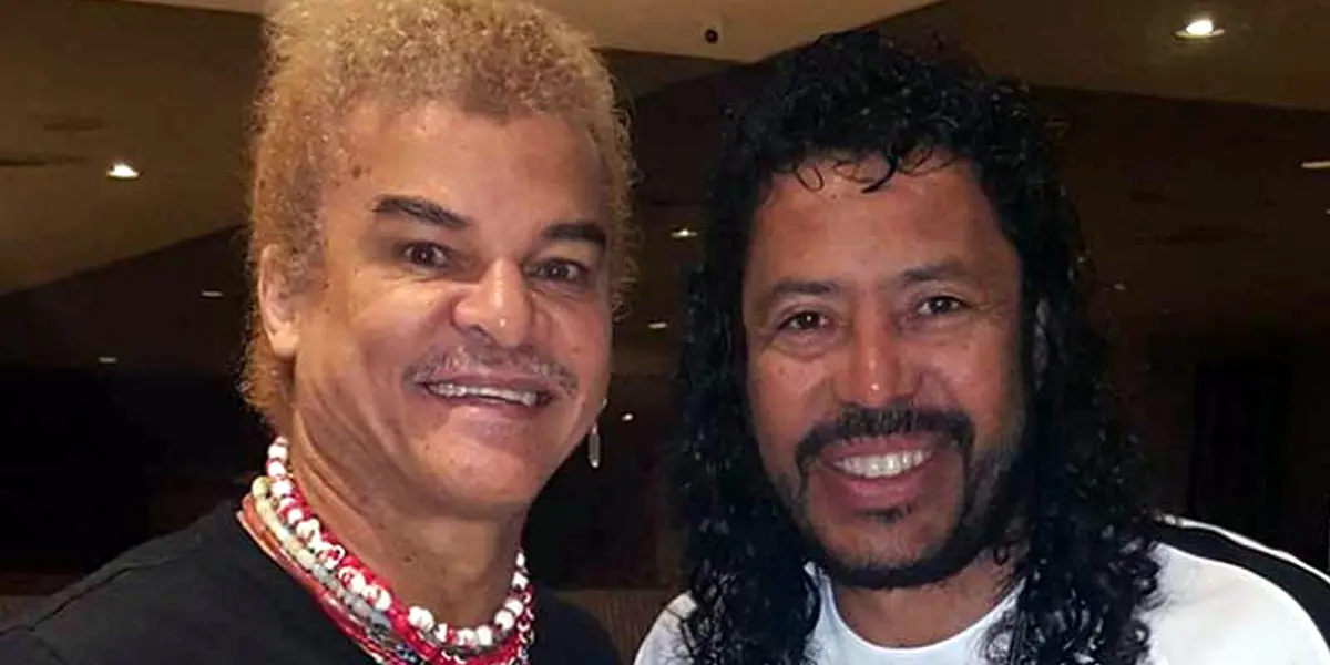 Están registrados en la página "famosos.com", donde los usuarios pagan por un saludo de sus ídolos.