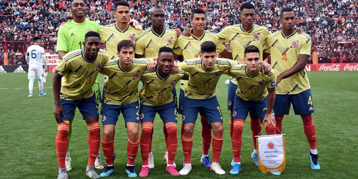 Este defensor colombiano interesó a un equipo argetino y todo estaría listo para su marcha, lo que alegra a la hinchada del equipo donde estaba.