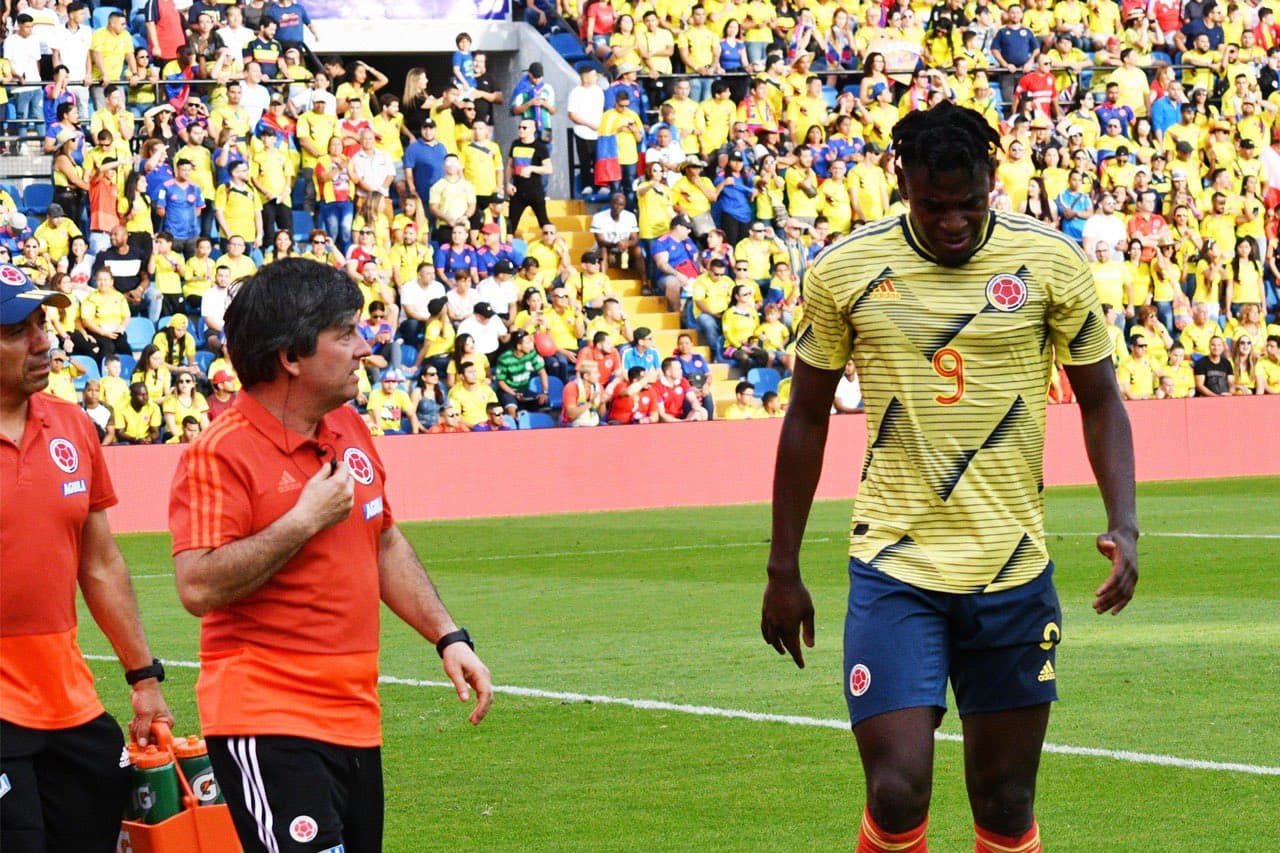 Este talentoso jugador se convirtió en leyenda de la portería en Colombia.