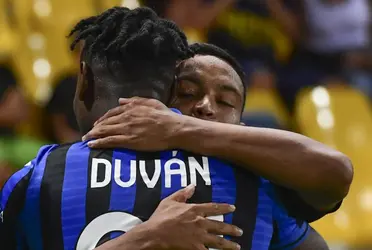 Este viernes mientras el mundo está al borde de la guerra, la UEFA definió los octavos de final de la Europa League.