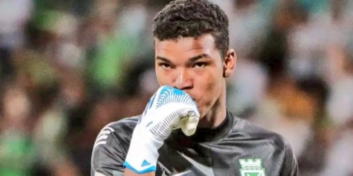 Expulsión de Marquínez marca el partido: Nacional sufre pero gana. Foto: Instagram