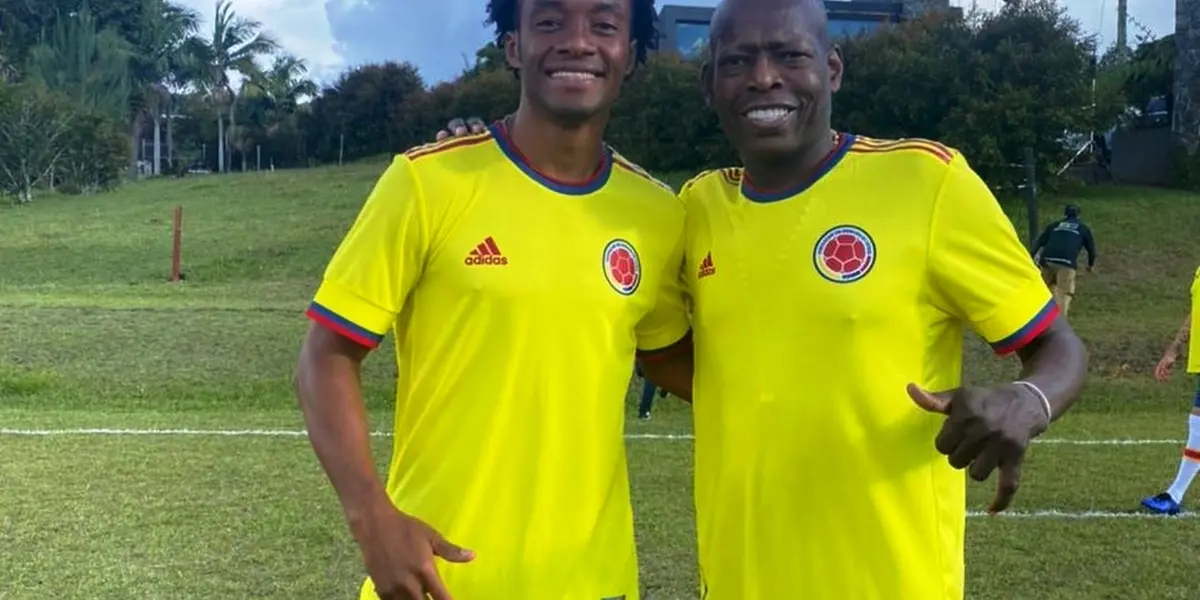 Faustino Asprilla lanzó una pregunta en sus redes sociales en la víspera de recibir al año 2022 y se robó la atención de miles de sus fans y críticos.