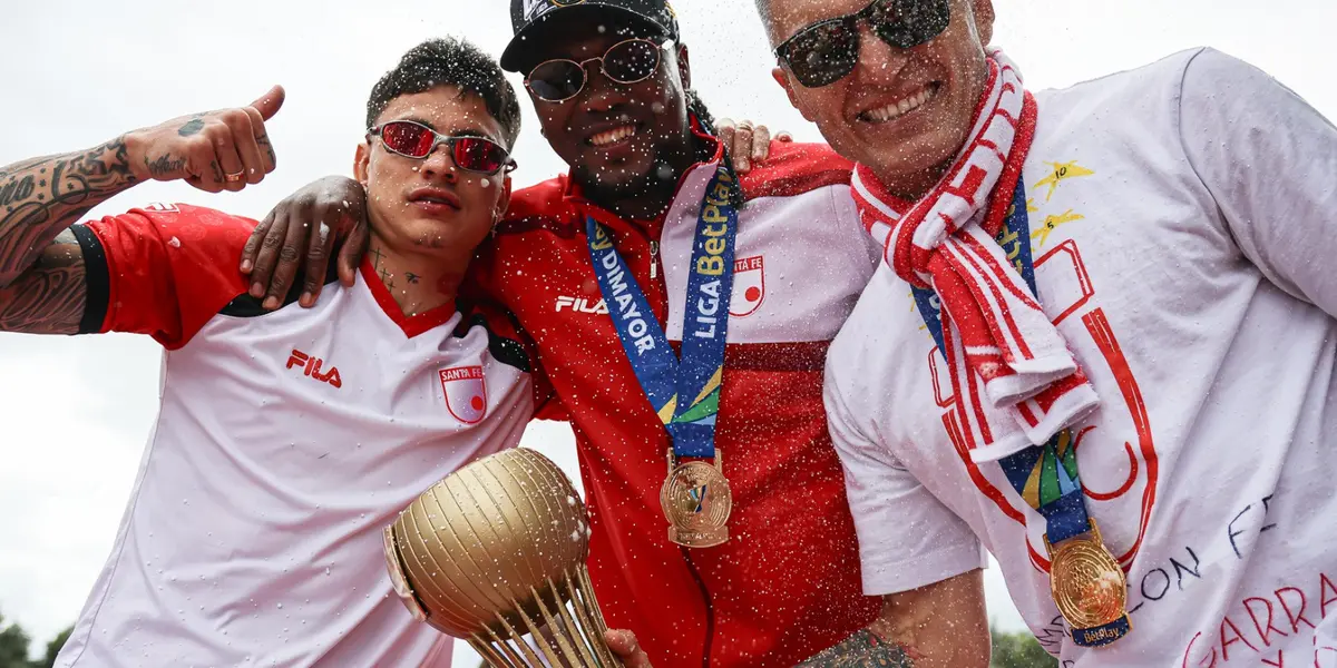 Indpendiente Santa Fe sigue celebrando su décima estrella Foto: Santa Fe