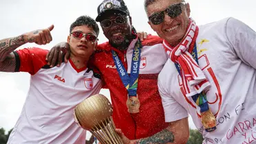 Indpendiente Santa Fe sigue celebrando su décima estrella Foto: Santa Fe