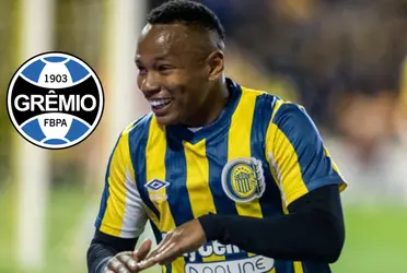 Jaminton Campaz con la camiseta de Rosario Central.