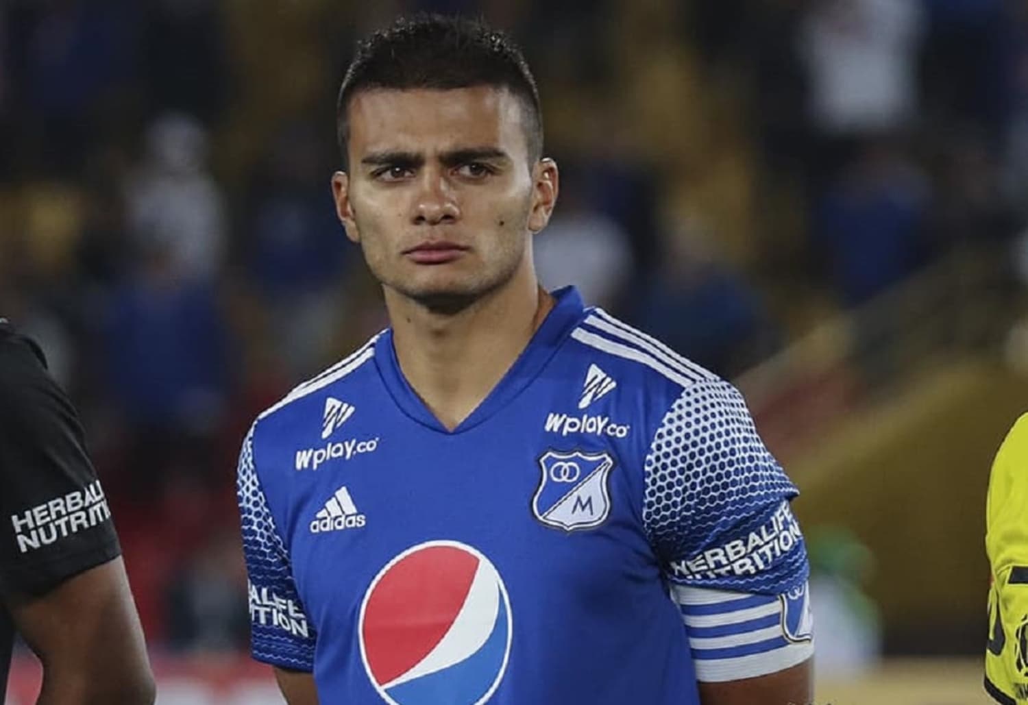 Jhon Duque estaría próximo a firmar con Atlético Nacional y hay comentarios que afirman que no vuelve a Millonarios FC por diferencias competitivas con un jugador azul.