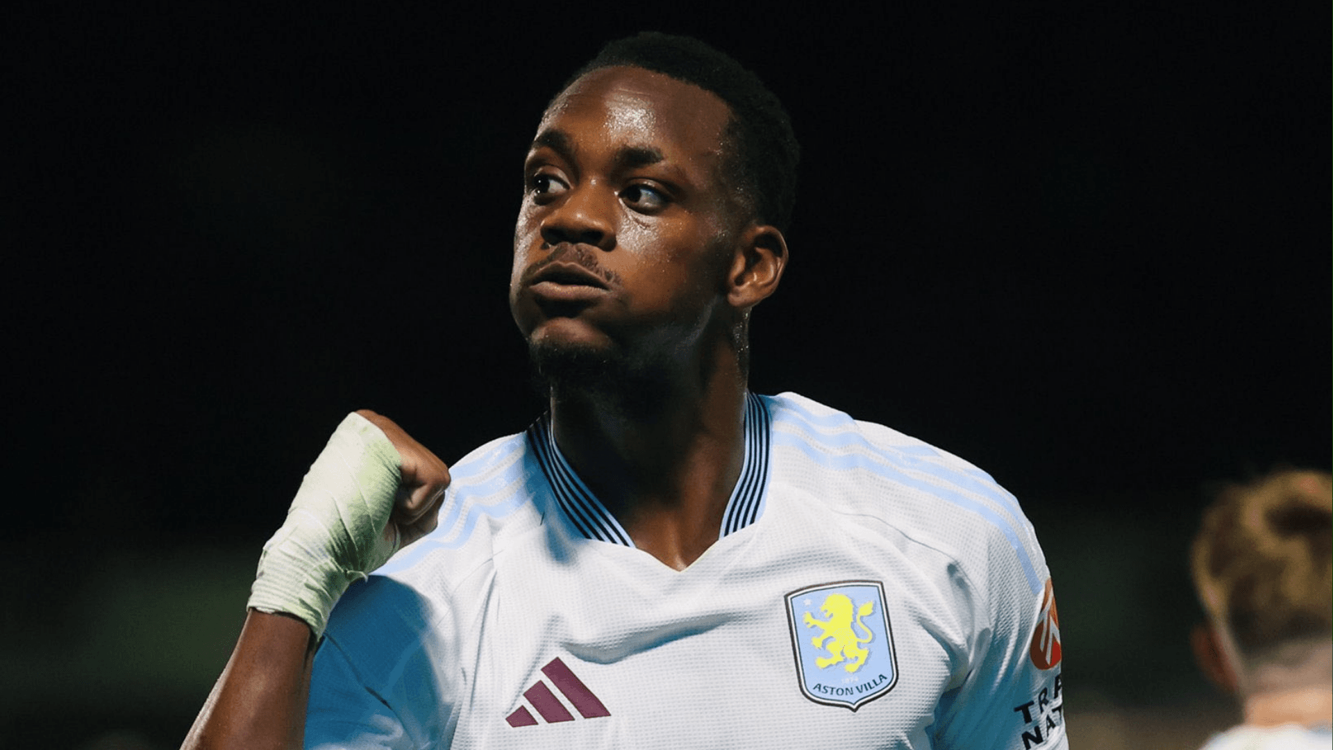 Jhon Durán. Foto: redes de Aston Villa.