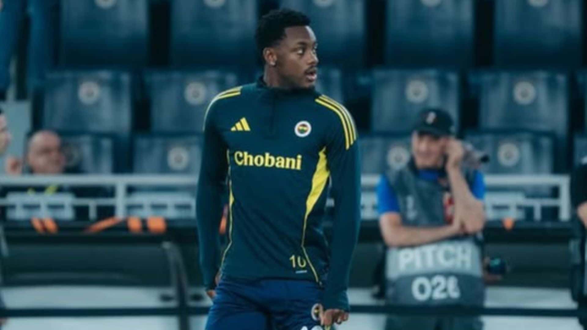 Jhon Durán, futbolista del Fenerbahce - Instagram @jaderduran9