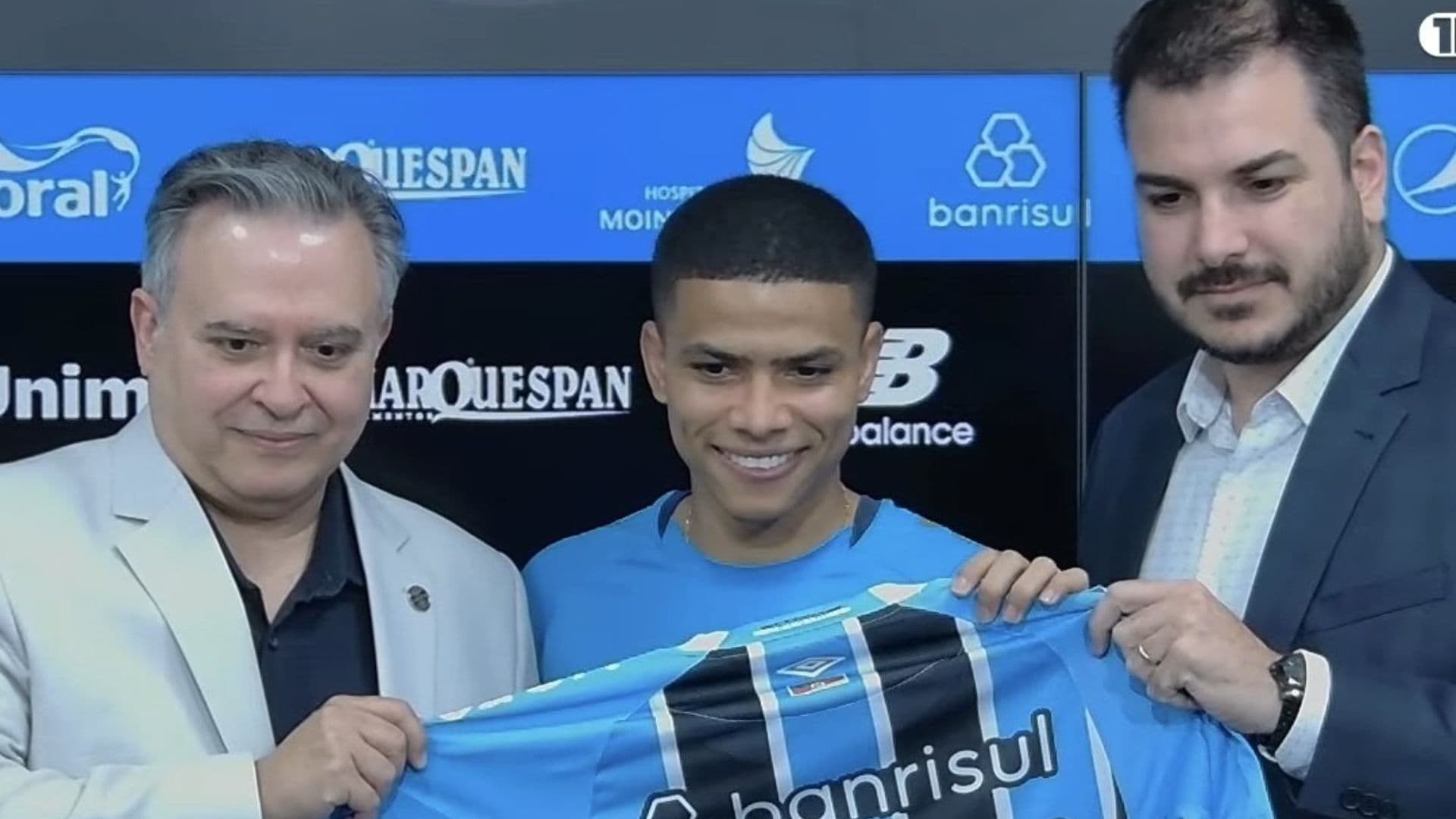 José Enamorado, presentado en Gremio de Porto Alegre - Gremio