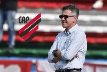 Juan Carlos Osorio es el nuevo entrenador de Paranaense de Brasil. 