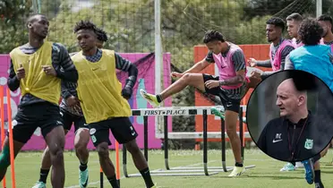 Jugadores de Atlético Nacional en un entrenamiento