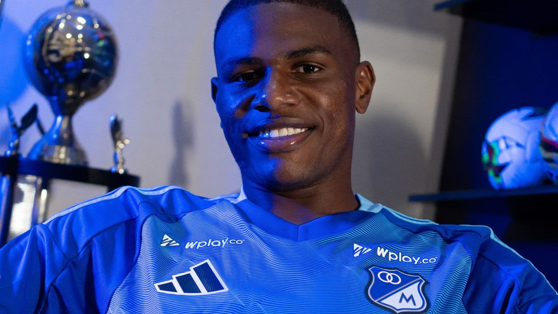 Julián Angulo es el cuatro fichaje de Millonarios para 2026 - X @MillosFCoficial