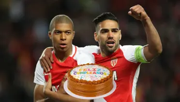 Kylian Mbappé saludó a Radamel Falcao por su cumple.