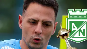 La condicion de Santiago Arias para poder llegar a Atlético Nacional en 2026 Foto: SC Bahia, Escudoteca y CONMEBOL