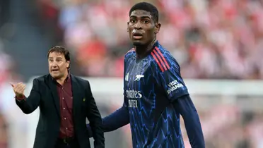 La decisión de Néstor Lorenzo con el central del Arsenal que dará de que hablar Foto: FCF y Arsenal