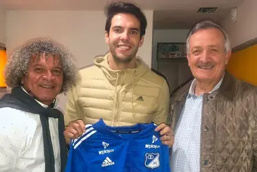 La estrella brasileña estuvo de visita en Bogotá, por un evento de Adidas, donde es embajador, y los azules le hicieron un detalle.