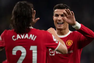 La leyenda inglesa comparó el presente de dos jugadores como Cavani y "CR7" con lo que vivió este jugador colombiano.