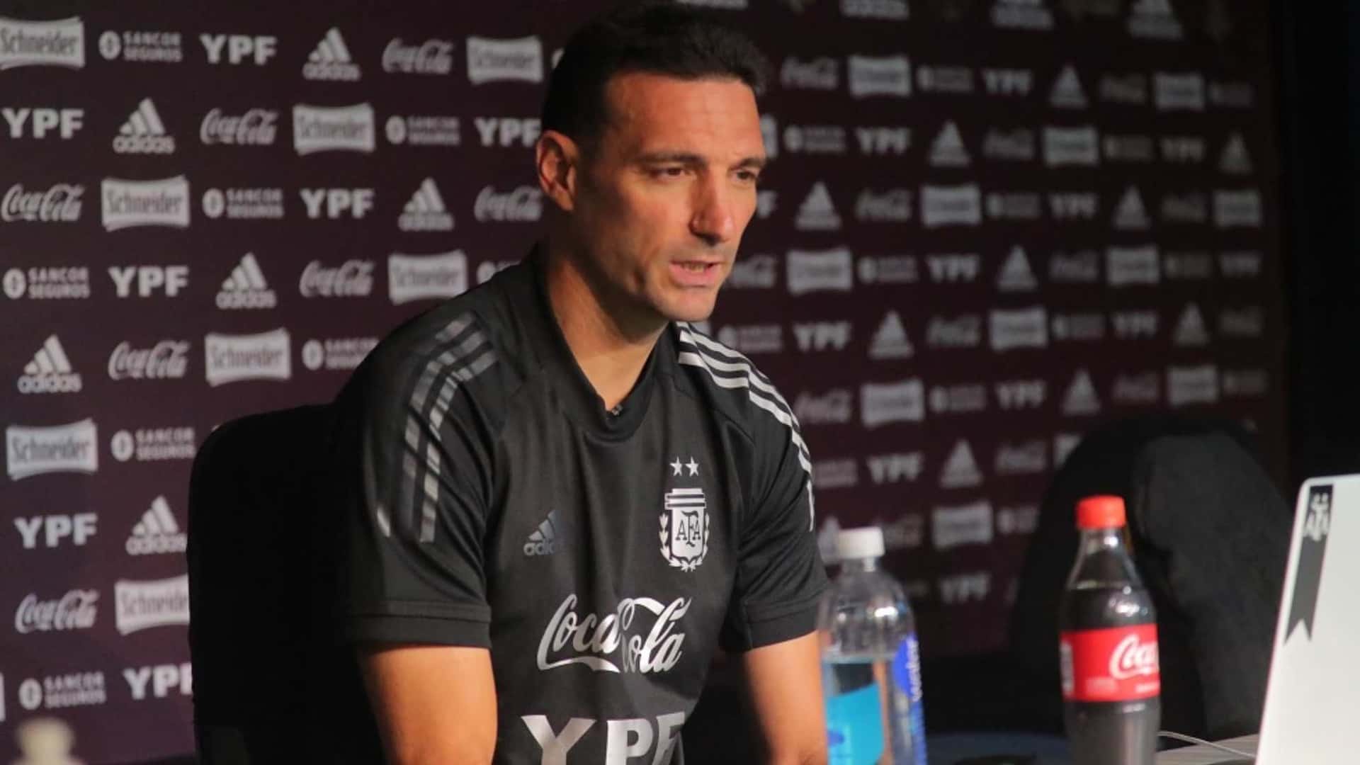 La Selección Argentina de fútbol, prepara el partido frente a Colombia, expone su invicto, y sabe del poderío de la Selección cafetera.