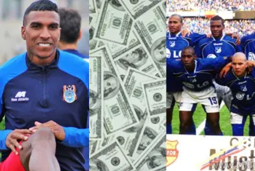 Las críticas contra el colombiano se dan por su bajo nivel en Perú, donde llegó como el gran mesias y ahora los hinchas piden su salida.