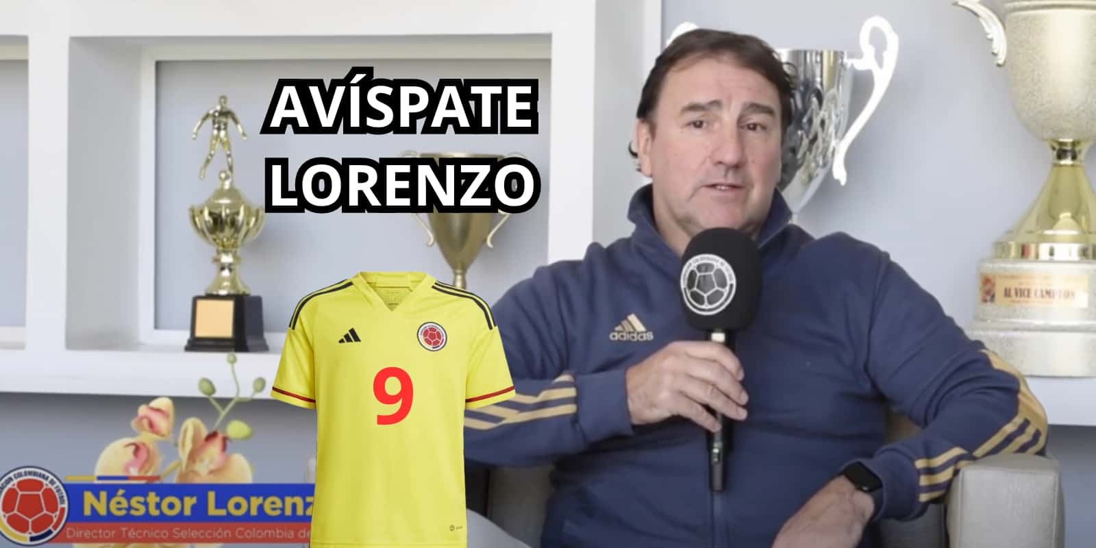 Lorenzo a poner la lupa en los delanteros. Foto de Lorenzo tomada de Lorenzo tomada de FCF Web Site, camiseta de Colombia de Adidas