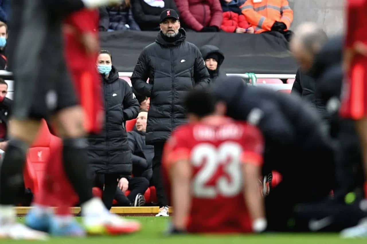 Los dirigidos por Klopp no renuncian a la Premier, por ello reciben en Anfield al Aston Villa.