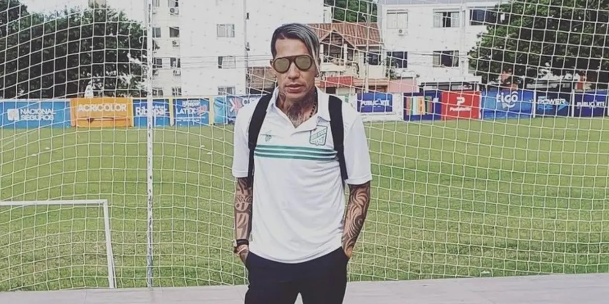 Los hinchas de Oriente Petrolero sacaron al colombiano de un bar tras increparlo y reclamarle por estar de fiesta mientras el equipo de Santa Cruz de la Sierra venia de perder.